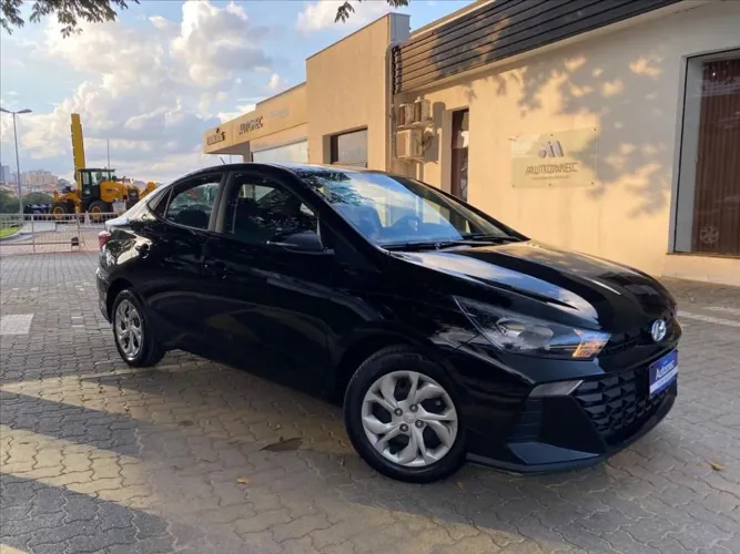 Hyundai HB20S Comfort Plus 1.0 Flex 12V Mec. 2025