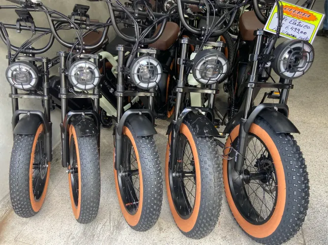 Bike elétrica 750wts muito forte