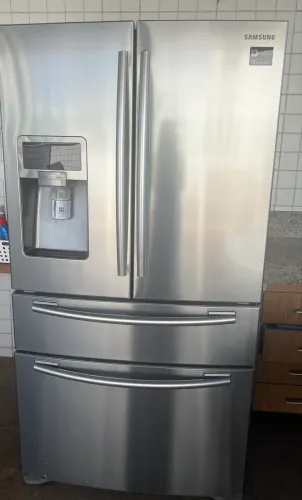 Geladeira Samsung French Door Inox- Excelente Estado