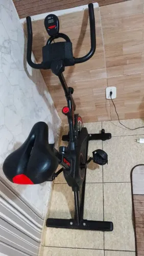 Bicicleta ergométrica spinning