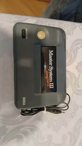 Master system III com manual sem os controles