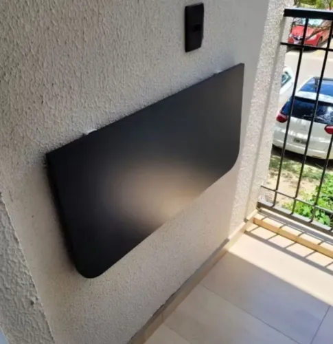 Mesa de parede suspensa dobrável. 90x 40 preta
