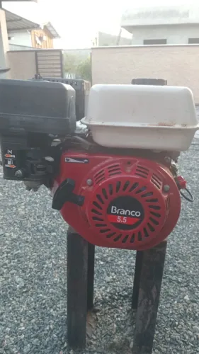 motor estacionario