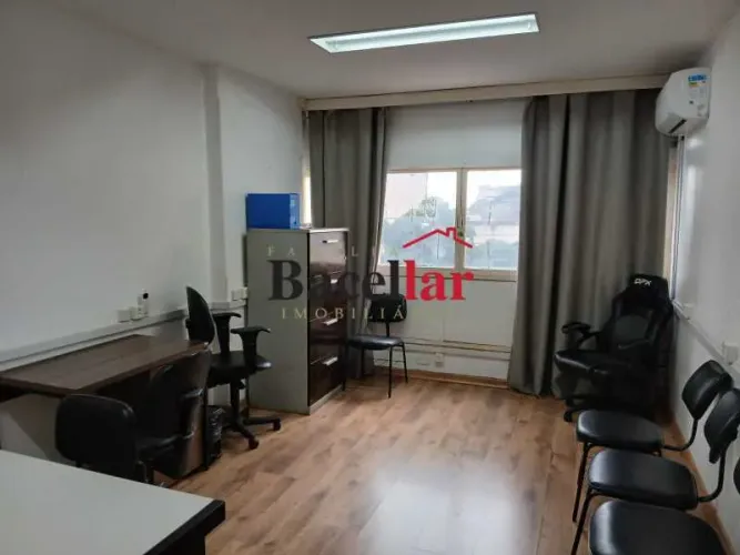 Sala : / Comercial / Centro