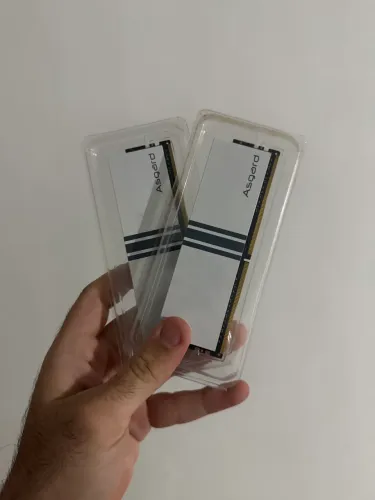 Memória ram ddr4 16GB (2x8GB) 3200mhz Asgard com RGB