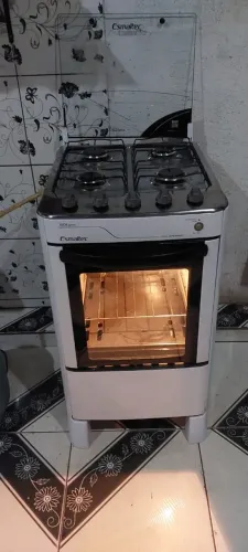 Ótimo fogão esmaltec 4 bocas ACENDIMENTO AUTOMÁTICO