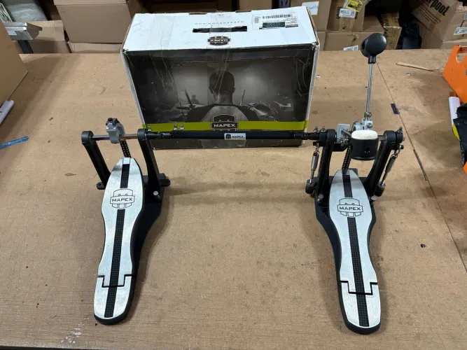 Pedal Duplo Mapex P600TW Mars Bateria - Mostruário