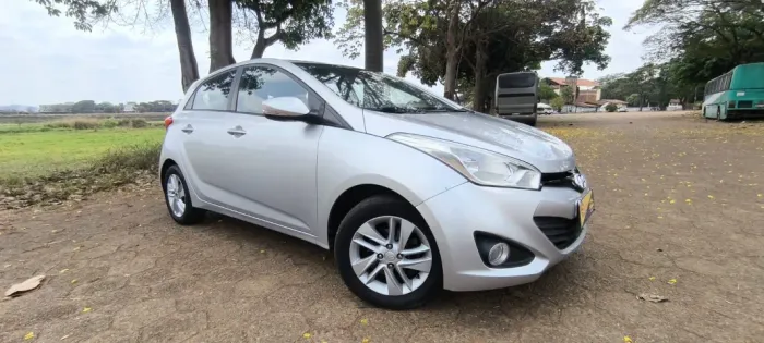 Hyundai HB20 Premium 1.6 Flex 16V Aut. 2013