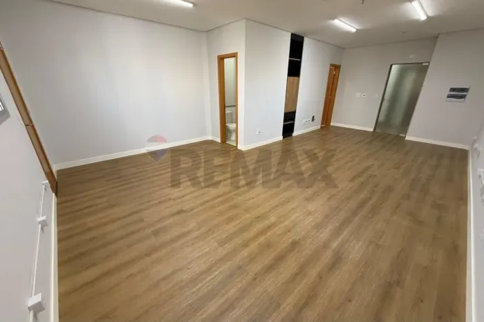 Locação Sala Comercial 48,50mts no Jardim Botânico - Ribeirão Preto/SP