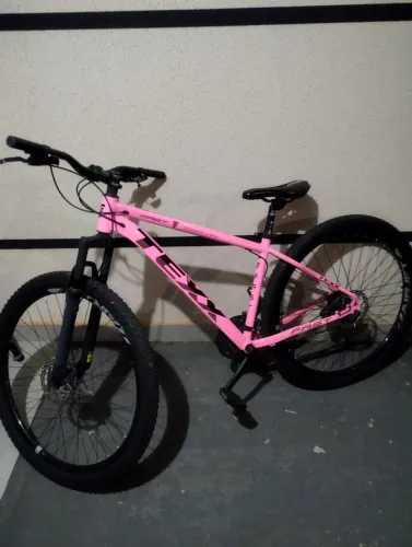 Bicicleta Aro 29 Rosa. Seminova