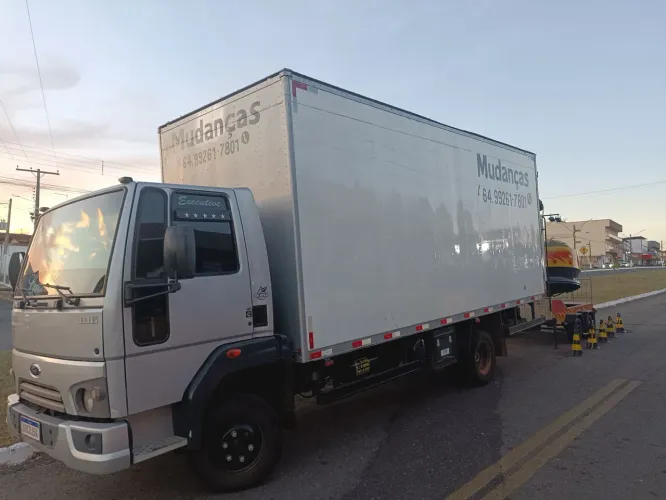 Cargo 816 bau