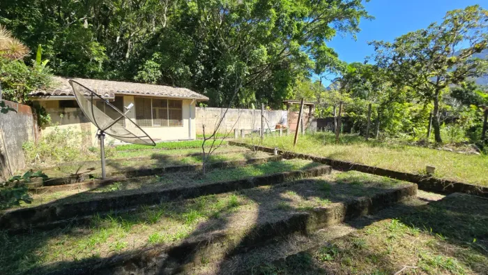 Terreno para venda tem 270 metros quadrados em Portal do Patrimonium - Caraguatatuba - SP