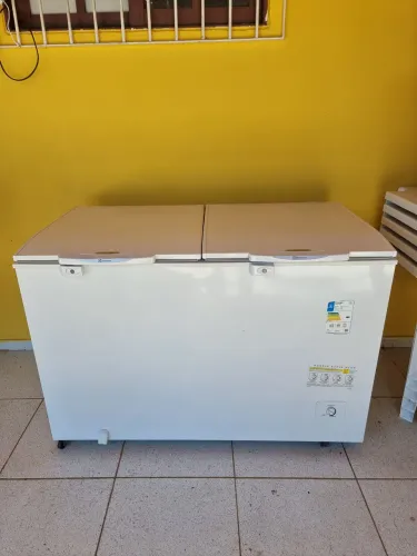 Freezer Electrolux 400l Super conservado e pouco uso!