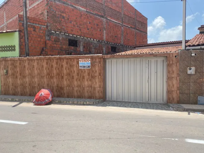 Casa a venda centro de Cascavel 180.000 mil