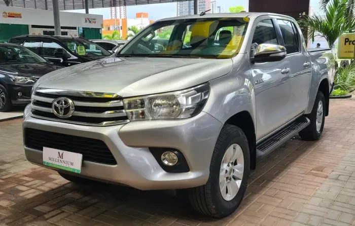 Toyota Hilux CD SRV 4X4 2.8 TDI Diesel Aut. 2017