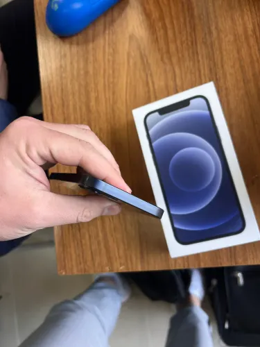 iPhone 12