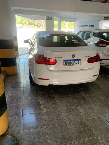 BMW 320I A 2.0 Turbo/activeflex 16V 184cv 4P 2014
