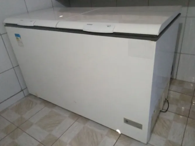 Frizzer novo muito pouco usado 