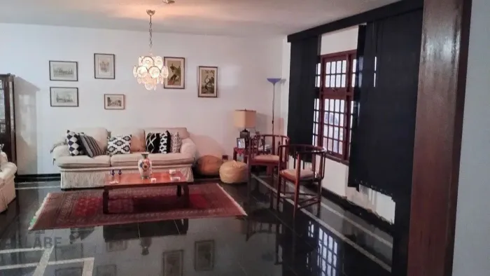 Casa com piscina à venda no Brooklin!