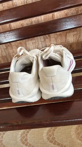 Vendo lindo tênis Nike feminino original 