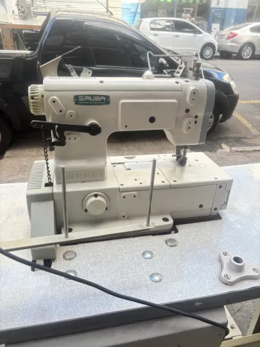 Máquina de Costura Siruba Ombro a Ombro