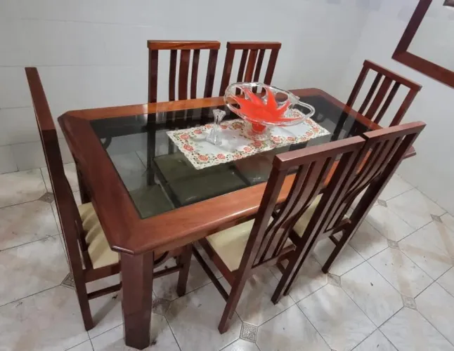 Mesa de jantar 6 lugares