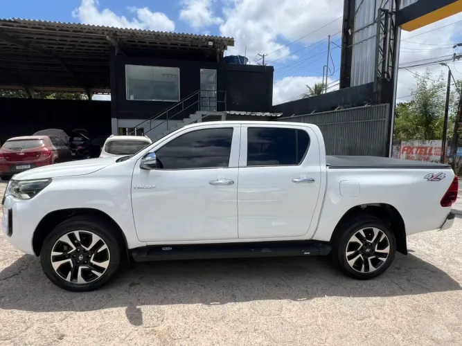 Toyota Hilux CD SRX 4X4 2.8 TDI 16V Diesel Aut. 2018