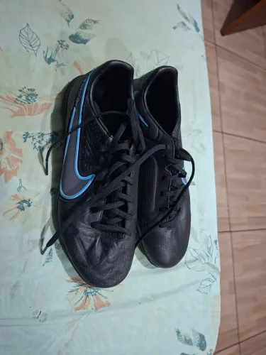 Chuteira Society nike tiempo legend 9 pro tamanho 41