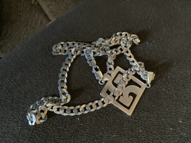 Pra vende Cordão de prata 8mm 70c