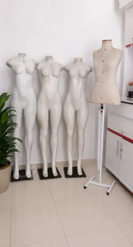 Manequins
