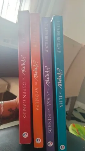 Kit 4 Livros Coleção Anne de Green Gables (Editora Ciranda Cultural)