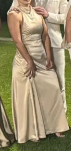 Vestido longo nude madrinha