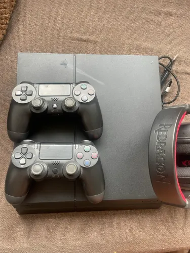 PS4 500GB + 2 Controles + Headset Gamer + 2 Jogos | Completo ?