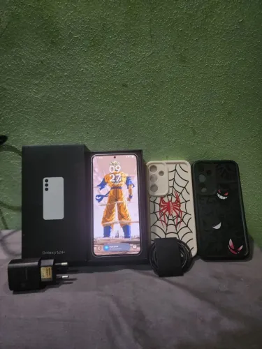SAMSUNG S24 PLUS