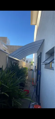 Vendo toldo novo - condomínio não autorizou 