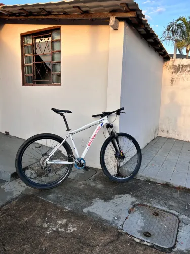 Bicicleta Schwinn aro 29