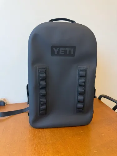 Mochila Yeti Panga 28L Preta Nova