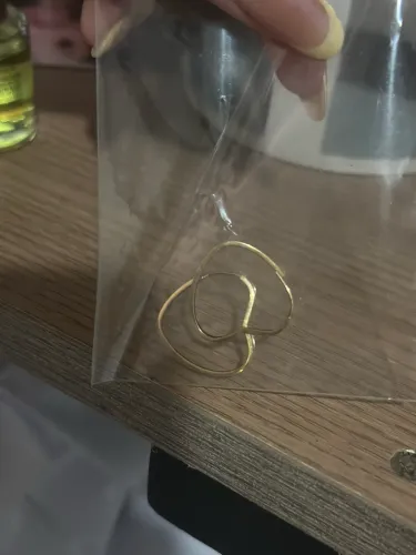 Brinco de ouro coração