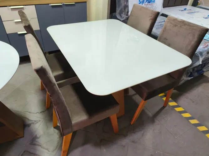 Mesa celeste com 4 cadeiras canto moeda dimensão 1,20 x 90