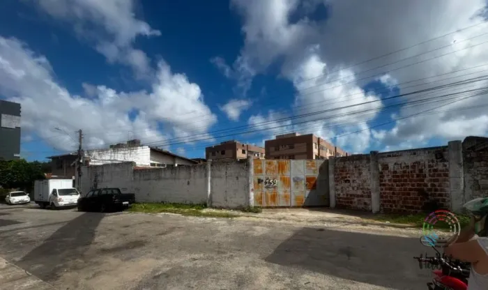 Terreno à Venda no bairro Damas - Fortaleza/CE