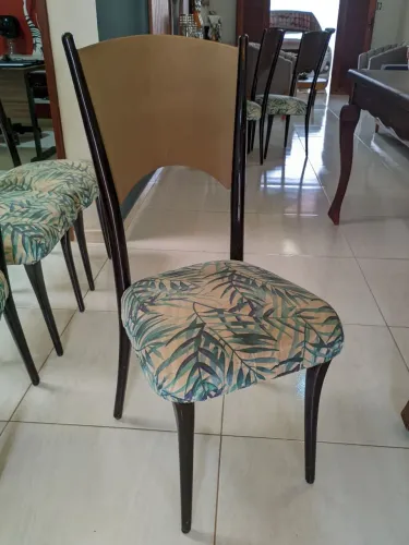 CONJUNTO DE 6 CADEIRAS RETRÔ