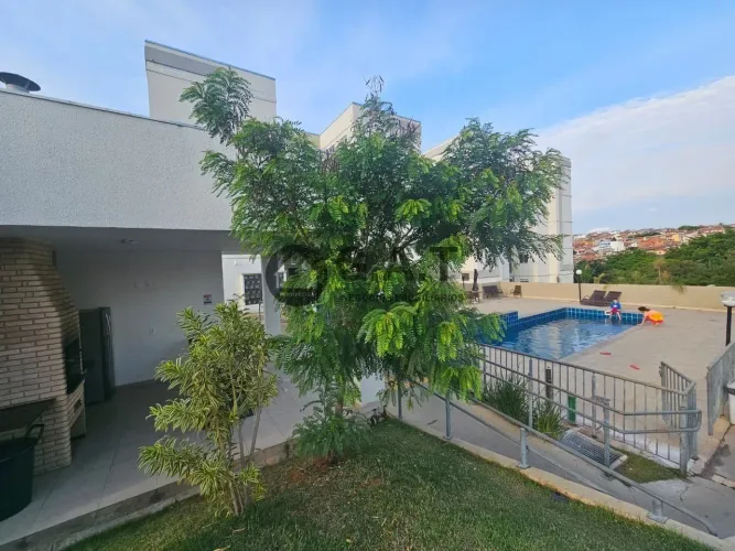 Apartamento para locação no bairro Caguassu em Sorocaba-SP: 2 quartos, 2 salas, 1 banheiro