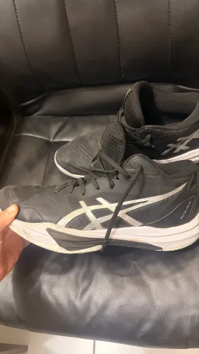 Tênis de Vôlei Asics Preto Original - Pouco Usado