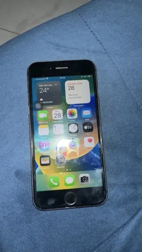 iPhone 8