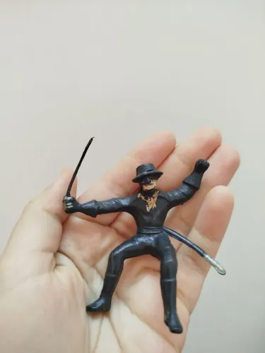 Figura Clássica do Zorro - Marca trol - Anos 70/80