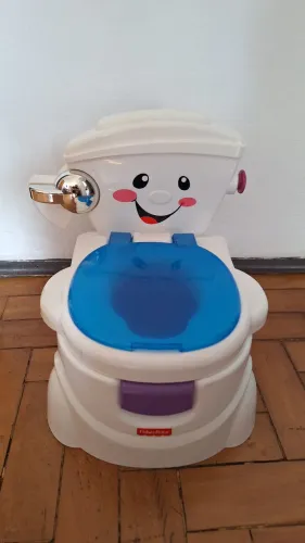 Troninho Fisher Price + aquecedor de lenço umedecido Lionheart