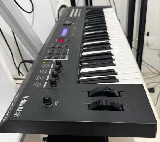 Yamaha MX49