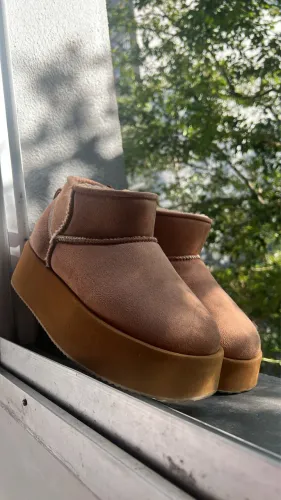 Bota perky