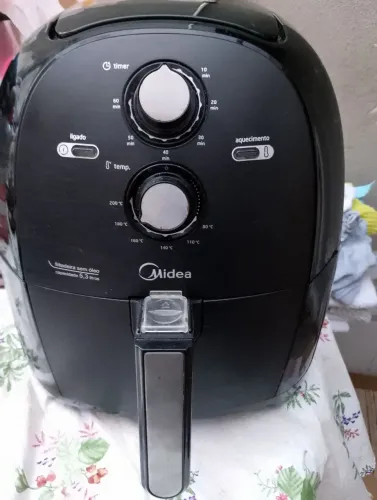 Fritadeira Air fryer Midea 5.3 litros funcionando com defeito na tampa