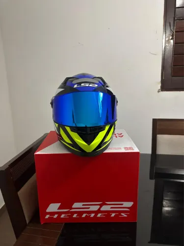 Capacete LS2
